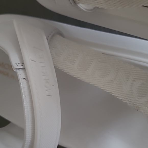 Sandals - Picture 6 of 8